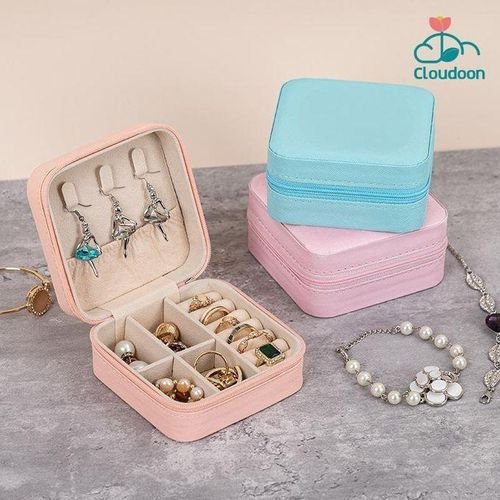 Portable travel jewelry organizer box