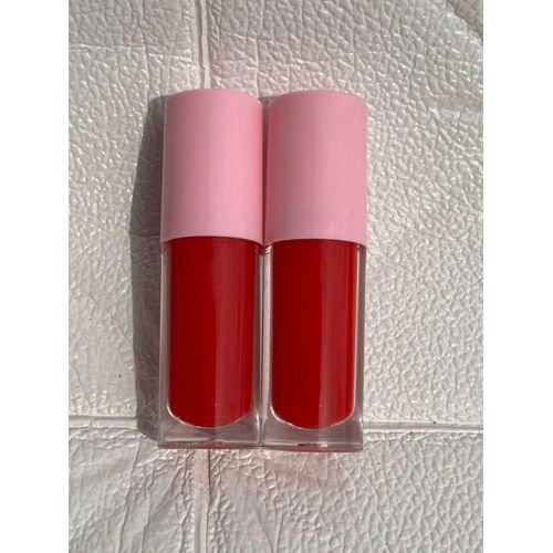 2 Red lip gloss